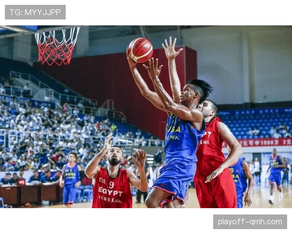 详解合理冲撞规则：在篮球运动中如何正确进行身体对抗？